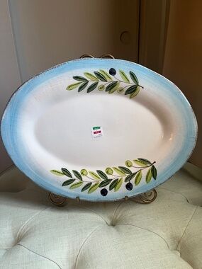 Large Oval Stoneware Made in Italy Serving Platter  Blue Rim Black/Green Olives